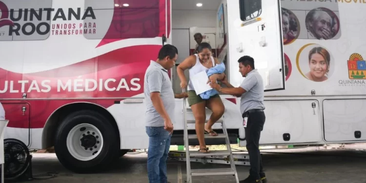 Caravana Salud para Tod@s llega a Bacalar con servicios gratis
