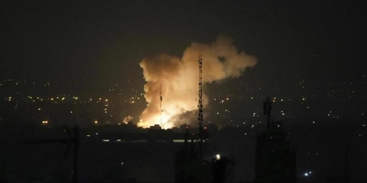 Israel ataca Irán destruye objetivos nucleares y militares clave