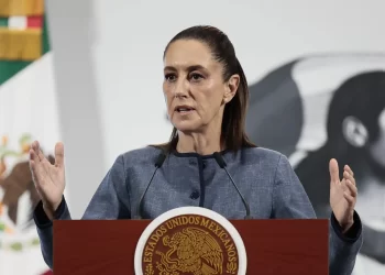 Claudia Sheinbaum rechaza redadas migratorias rotundamente