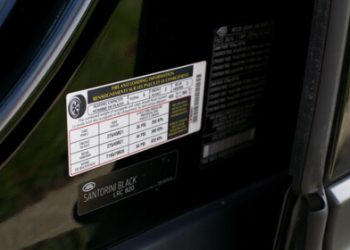 Cómo revisar el número de serie o VIN de un auto en Cancún