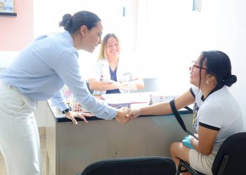 Ana Paty Peralta inaugura tercera unidad médica municipal