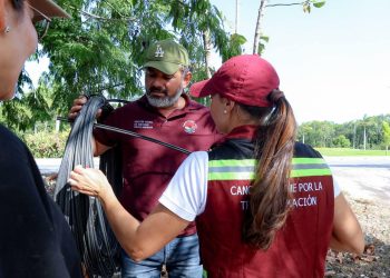 Supervisa Ana Paty Peralta limpieza en Huayacán