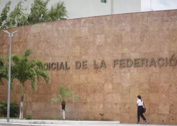 Presentan amparo para Julio César Chávez Jr. en Cancún