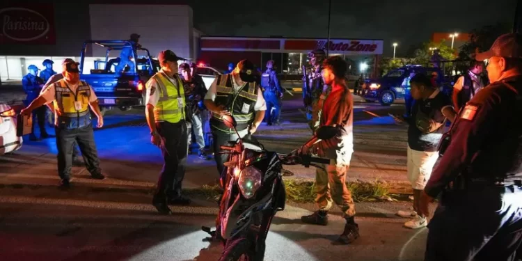Retiran más de 300 motocicletas en operativos de Cancún