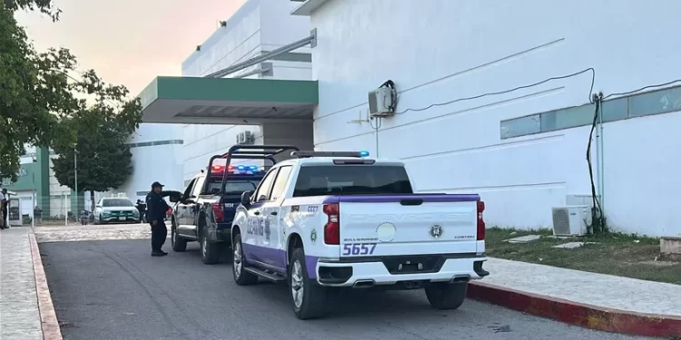Trasladan a CDMX a bebé baleada en Cancún: lucha por su vida