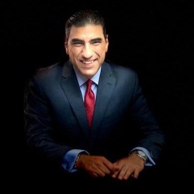 Javier Alatorre es despedido de Hechos en TV Azteca