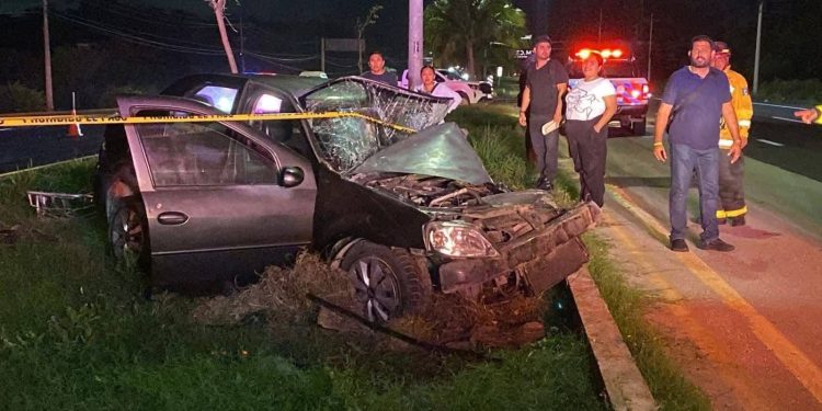 Fatal accidente en carretera Playa del Carmen–Puerto Morelos deja un muerto