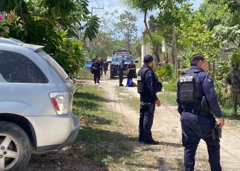 Terrible ataque en Cancún: apuñalan a ladrona de taxistas en plena calle