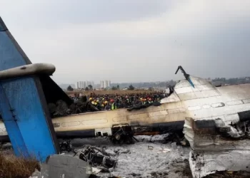 Se estrella avión de paracaidismo en Nueva Jersey: ¡15 personas luchan por sobrevivir!