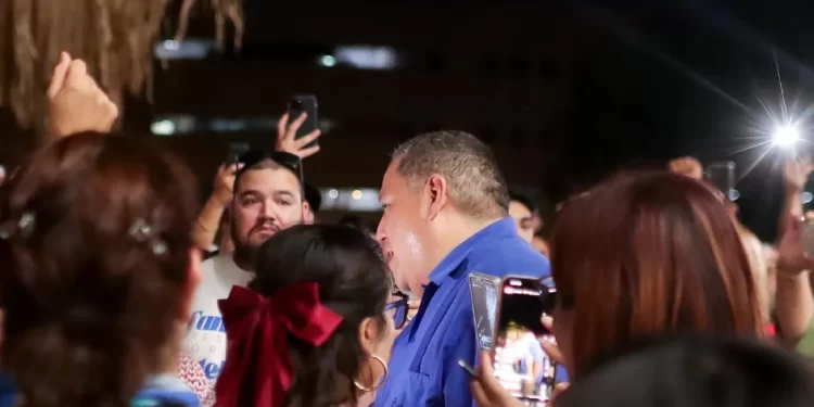 Maestro Esteban Canchola recibe sentencia mínima tras protestas por caso de alumno