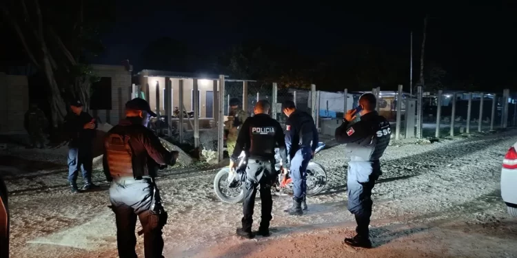 Mujer impide asalto armado Cancún con piedras