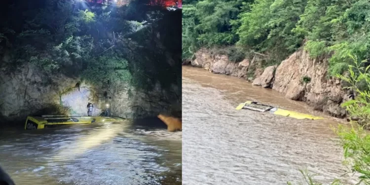 Autobús cae en arroyo de Ixcateopan, Guerrero; hay al menos 7 muertos