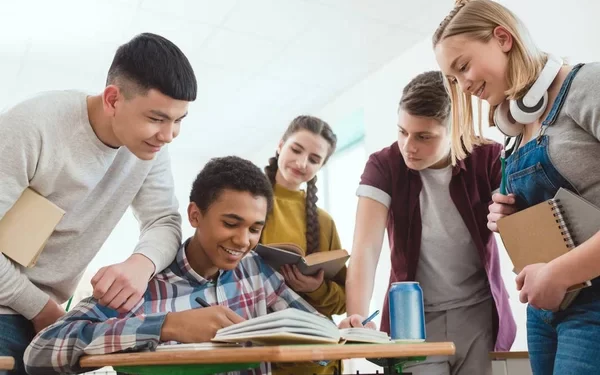¿Cómo Motivar a Adolescentes para el Regreso Escolar?