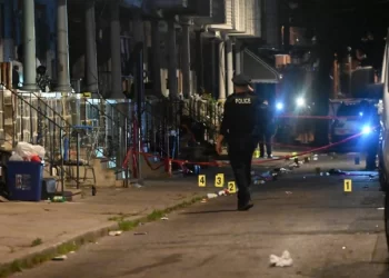 Violencia durante el fin de semana festivo: tiroteo en Philadelphia deja al menos tres muertos