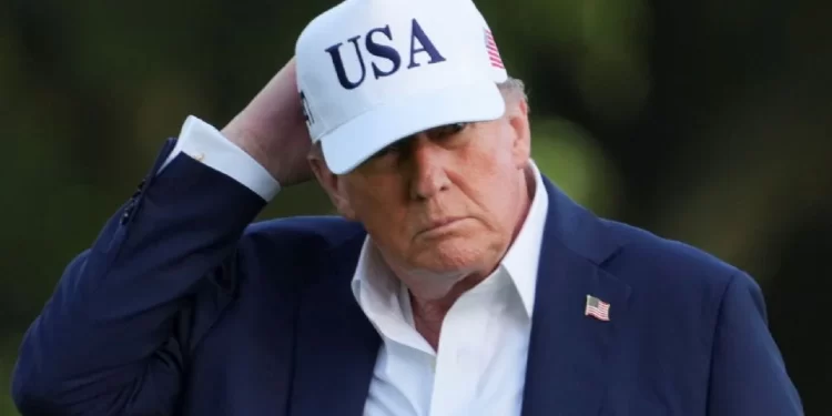 Trump retrasa el plazo para aplicar sus aranceles