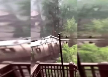 ¡Tragedia en Nuevo México! Río Ruidoso arrasa casas