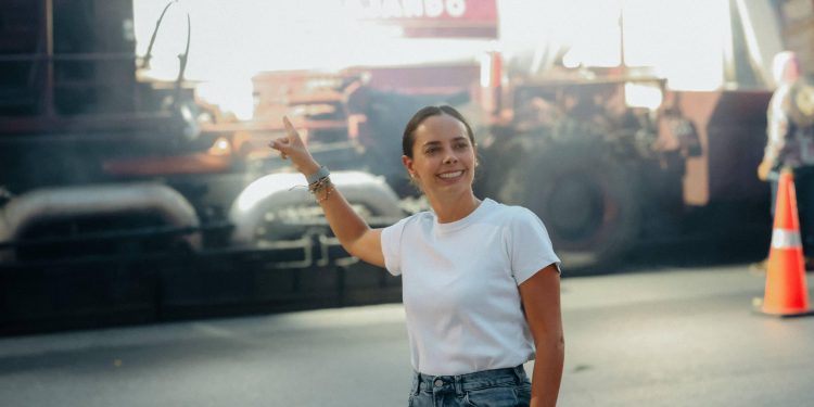 Ana Paty Peralta arranca rehabilitación integral de la avenida Kabah