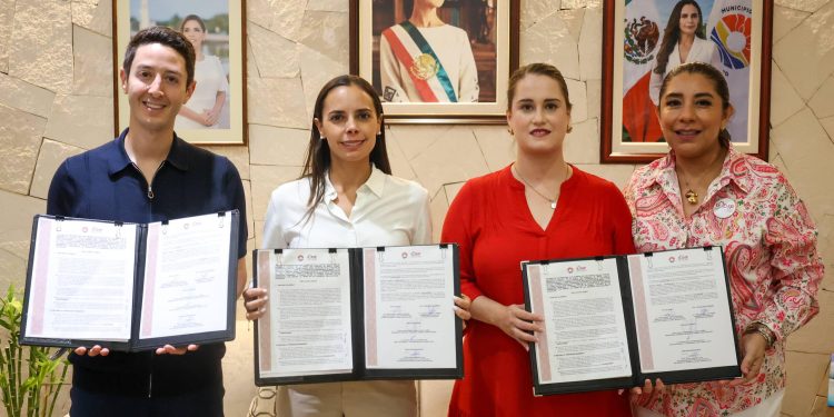 Ana Paty Peralta fortalece apoyo social con alianza DIF–Fundación Cimarrón
