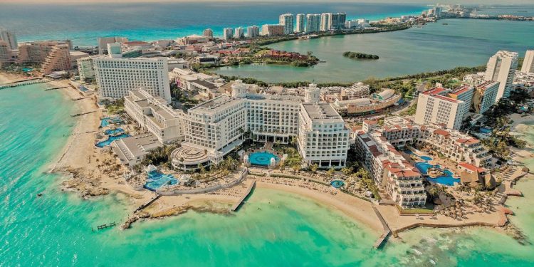 Municipios de Quintana Roo decidirán destino de Airbnb