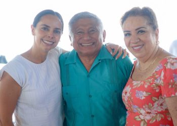 Agradece Ana Paty Peralta labor de pensionados y jubilados del sindicato del Ayuntamiento de BJ