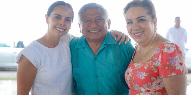 Agradece Ana Paty Peralta labor de pensionados y jubilados del sindicato del Ayuntamiento de BJ