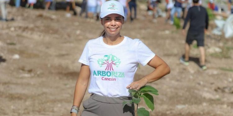 Ana Paty Peralta impulsa arborización urbana en Cancún