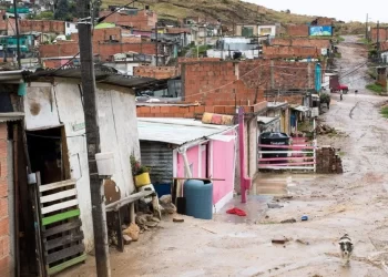 INEGI revela: 38.49 millones viven en pobreza en México