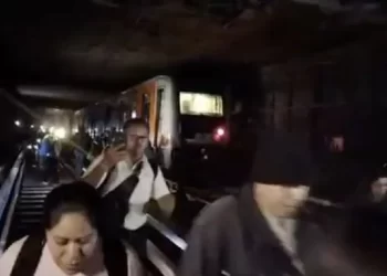 Desalojan a pasajeros por revisión en Línea 2 del Metro CDMX
