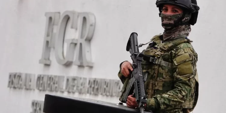 México extradita a 26 narcotraficantes a EU