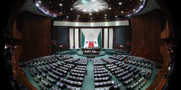 Jornada laboral de 40 horas: diputados reciben nueva iniciativa