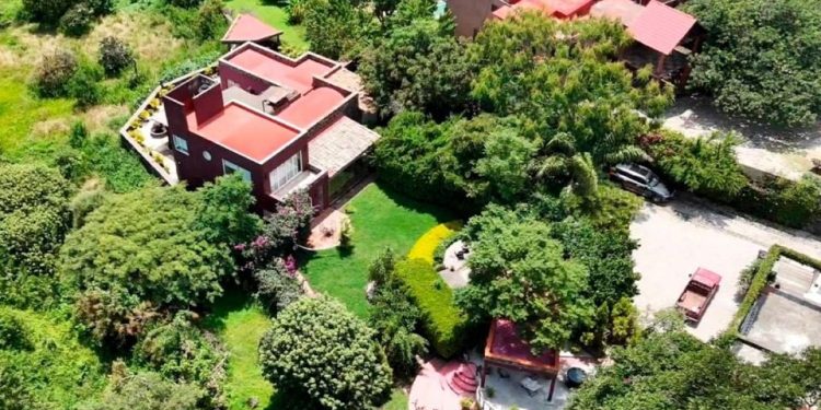 Asaltan casa de 12 millones de Fernández Noroña en Tepoztlán