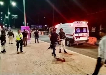 Ataque armado en Uruapan deja un policía muerto y cancelan festejos patrios