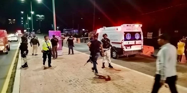 Ataque armado en Uruapan deja un policía muerto y cancelan festejos patrios
