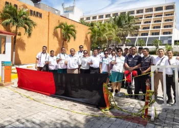 Trabajadores del hotel Golden Parnassus de Cancún inician huelga