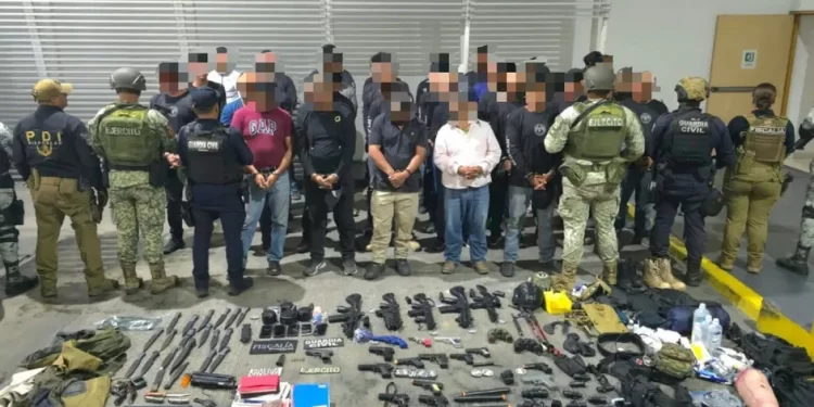 Operativo en Michoacán: capturan a 38 integrantes de La Luz del Mundo con armas