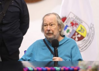 Mauricio Fernández solicita licencia temporal; renuncia sería inminente