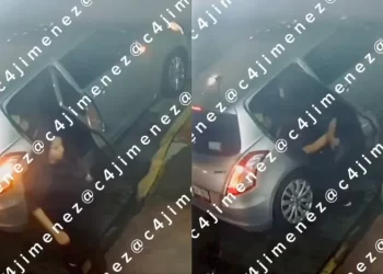 Mujer da a luz en calle GAM y abandona bebé; VIDEO