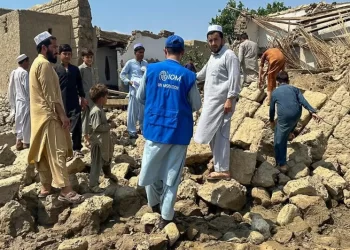 Terremoto de magnitud 6 en Afganistán deja más de 800 muertos y 2,700 heridos