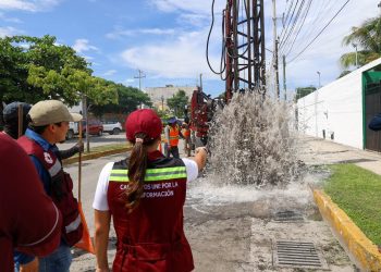 Ana Paty Peralta revisa labores de limpieza pluvial en puntos estratégicos