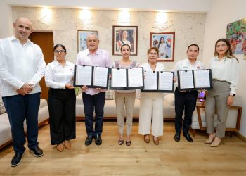 Impulsa Ana Paty Peralta modernización del Catastro Municipal con nuevo convenio