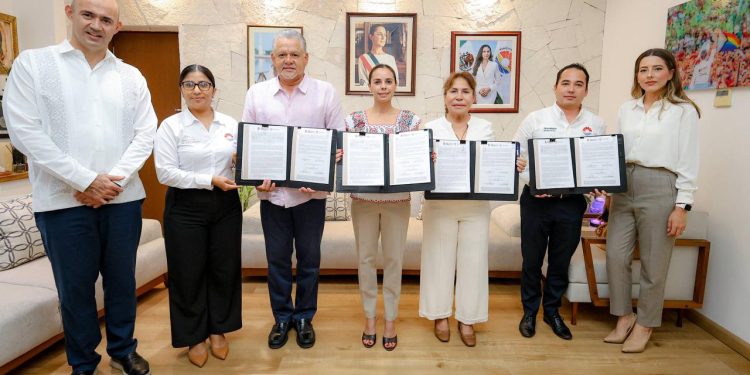 Impulsa Ana Paty Peralta modernización del Catastro Municipal con nuevo convenio