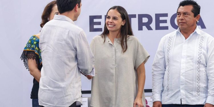 Ana Paty Peralta destaca unión en Premio Estatal de Turismo 2025