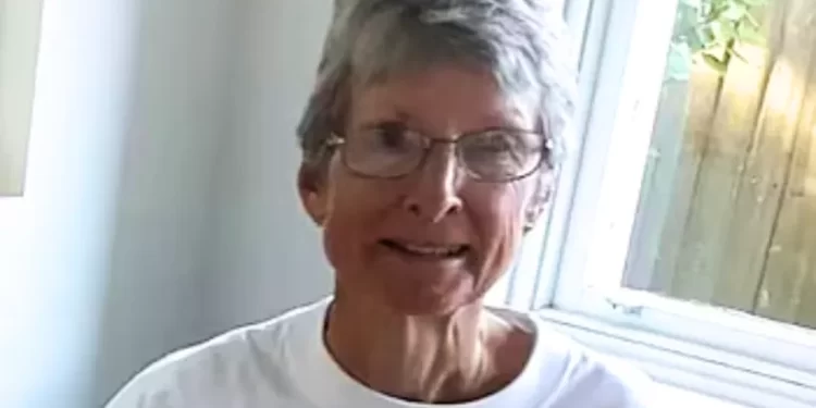 Anciana muere tras ser abandonada por su crucero en isla de Australia durante excursión turística