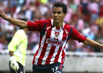 Abogado denuncia que Omar Bravo comenzó abusos cuando la víctima tenía 10 años