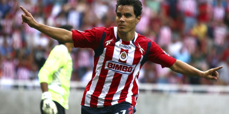 Abogado denuncia que Omar Bravo comenzó abusos cuando la víctima tenía 10 años