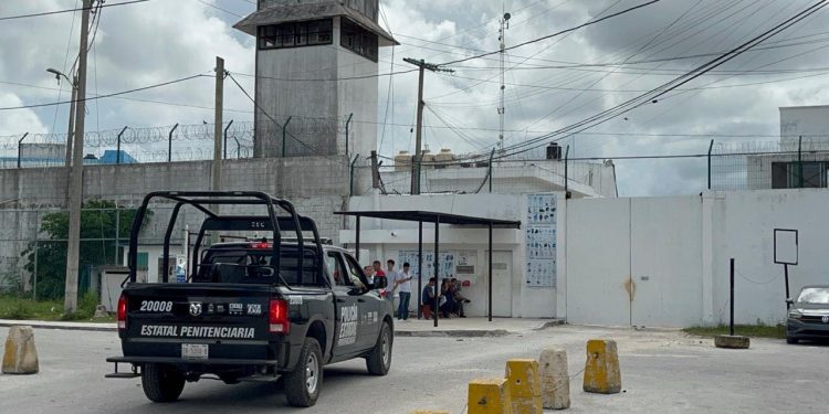 Muere detenido dentro del CERESO de Cancún tras su ingreso