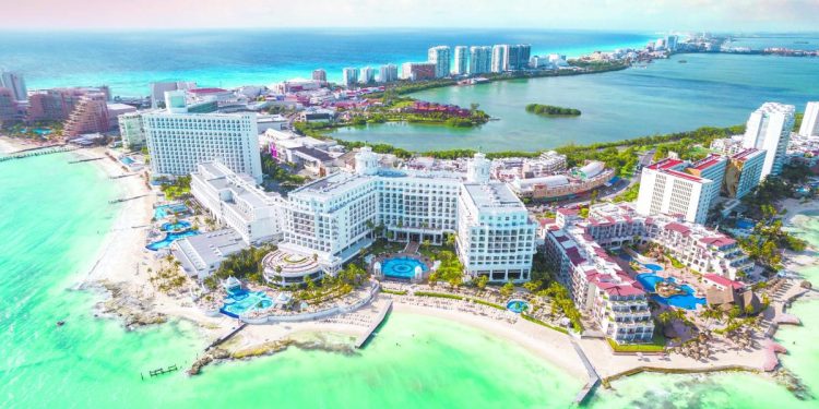 Quintana Roo: alza turística impulsa recuperación en la Riviera