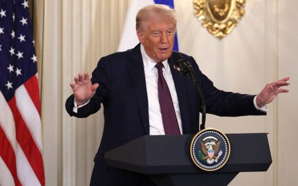 Trump exige a Hamás aceptar acuerdo de paz o enfrentar ataques