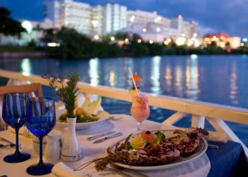 Sector restaurantero de Cancún en crisis sin precedentes