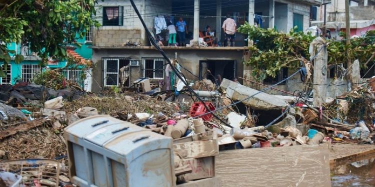 Cifra mortal sube a 64 por las inundaciones en Veracruz, Hidalgo, Querétaro y Puebla